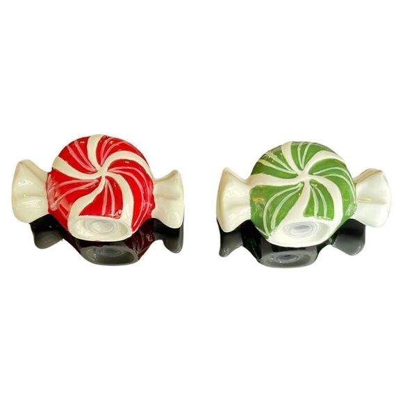 TAG Holiday Candy Peppermint Twist Salt & Pepper Set of 2 Red & Green NIB - Picture 2 of 15